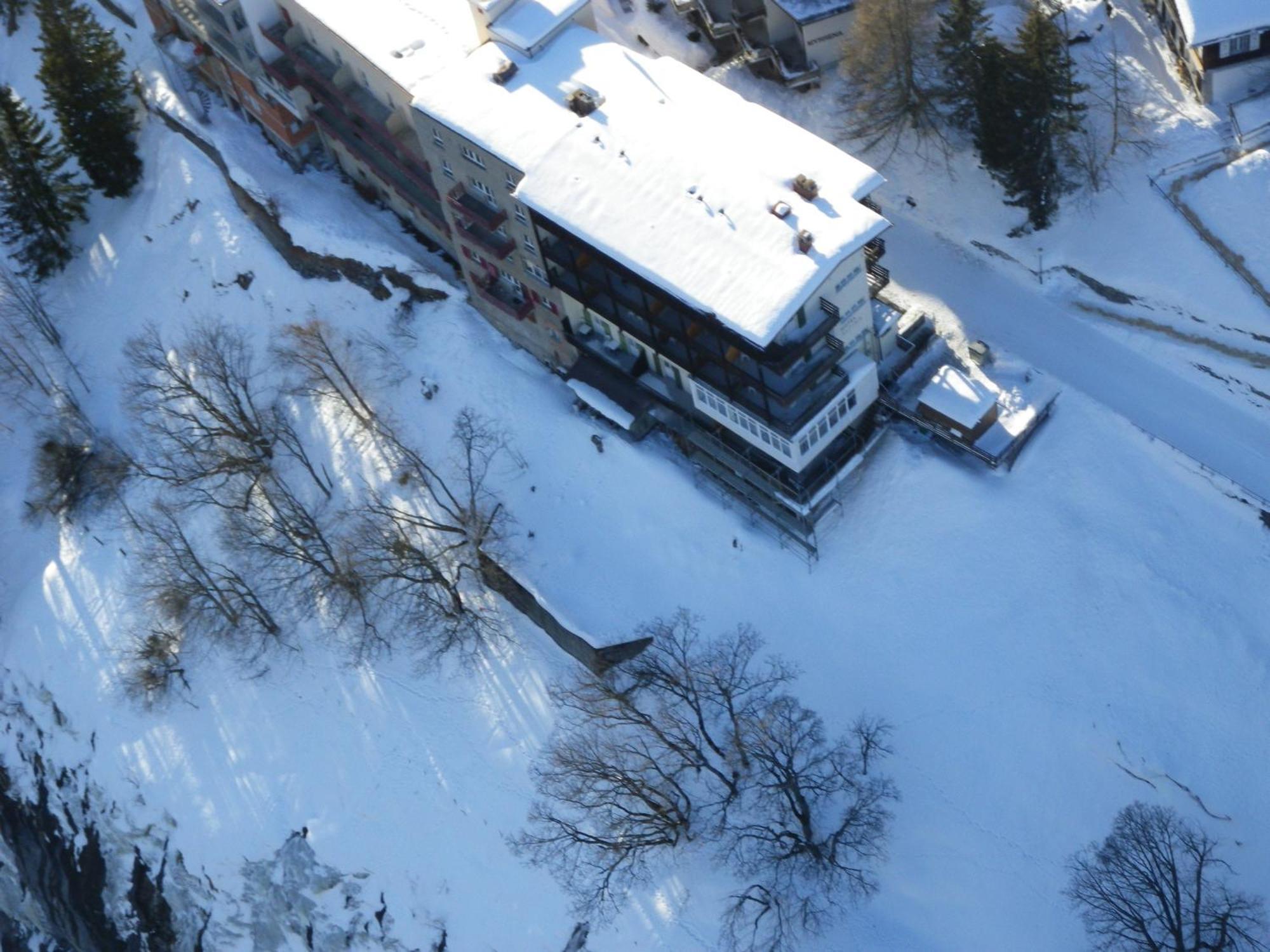 Hotel Alpina Мюррен Экстерьер фото